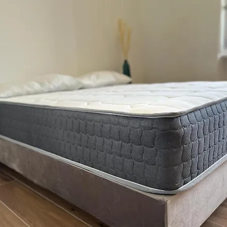 L'aura Apartament